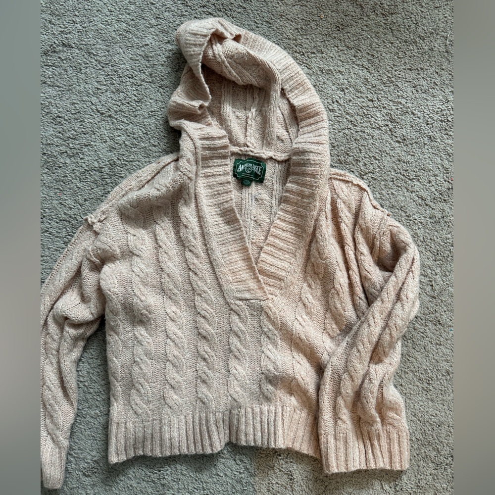 American Eagle Outfitters Pink Cable Knit Sweater-beautiful light pink color!